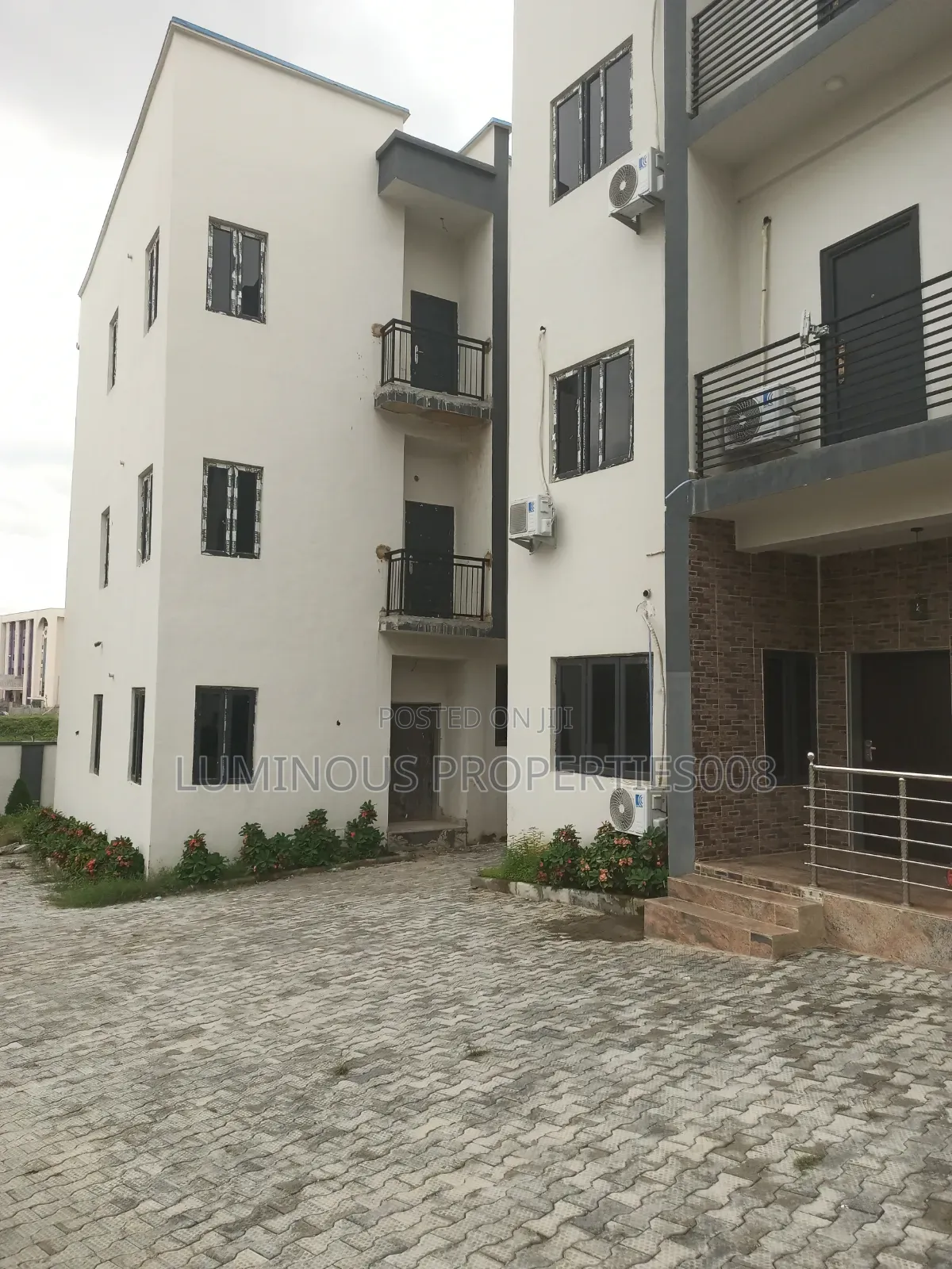 4bdrm Duplex in Tangerine Emerald, Wuye for sale