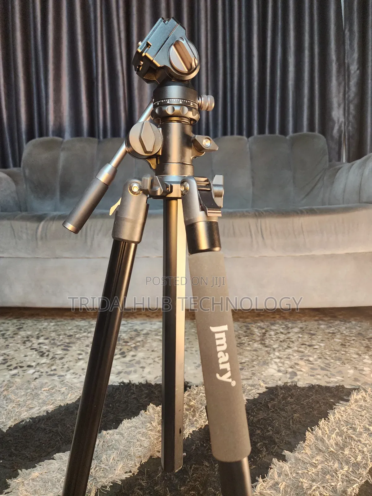 Professional Tripod Stand