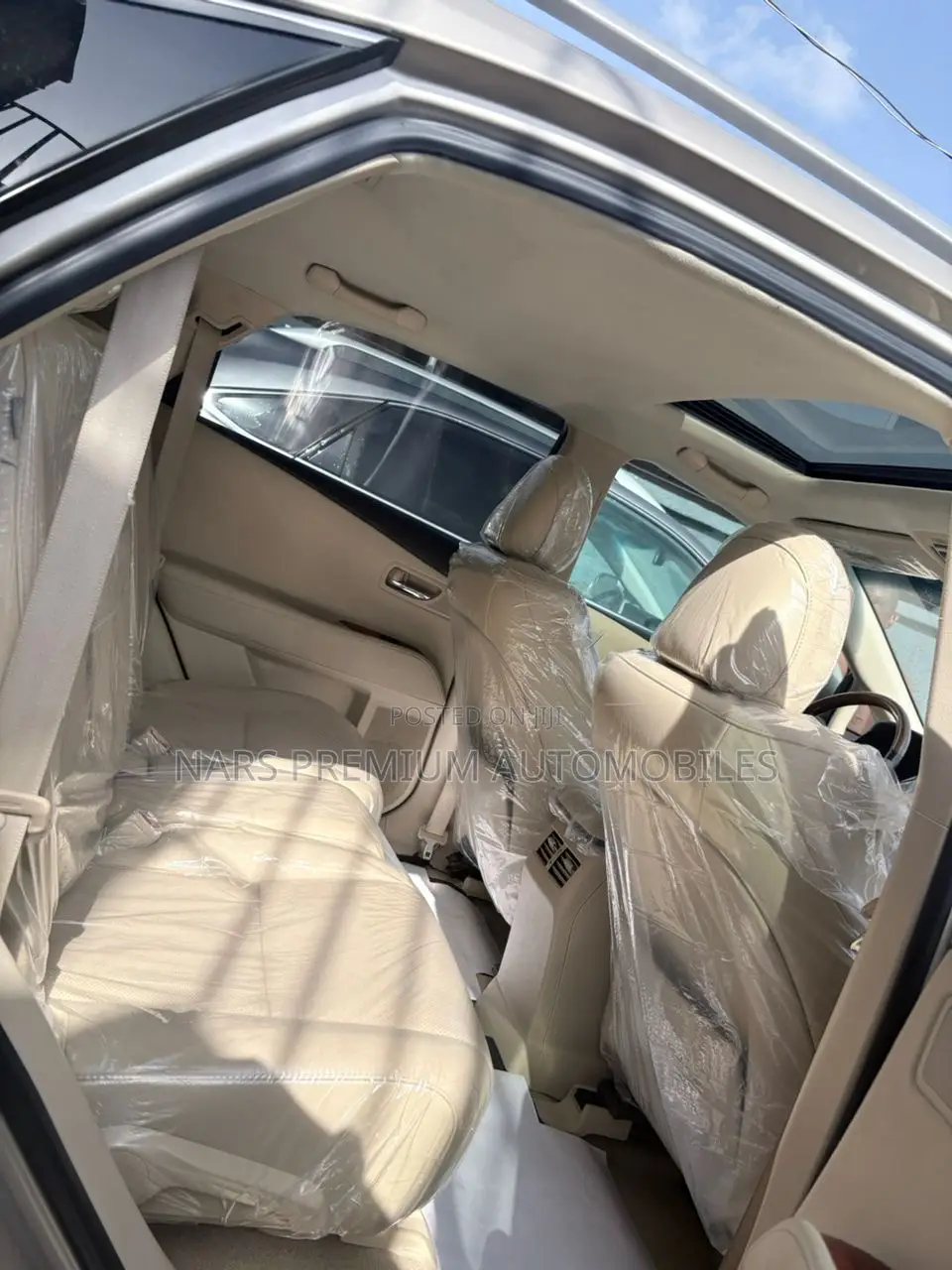 Lexus RX 350 2011 Gold