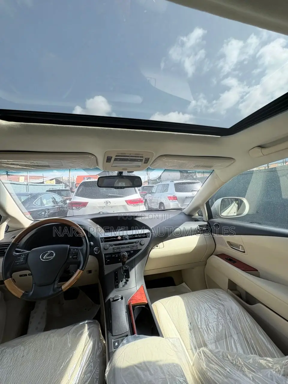 Lexus RX 350 2011 Gold
