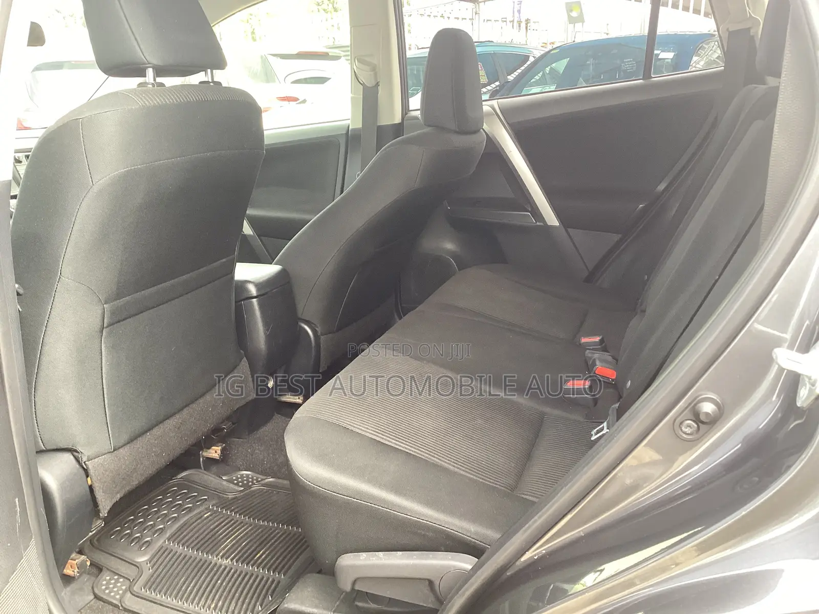 Toyota RAV4 2017 Gray