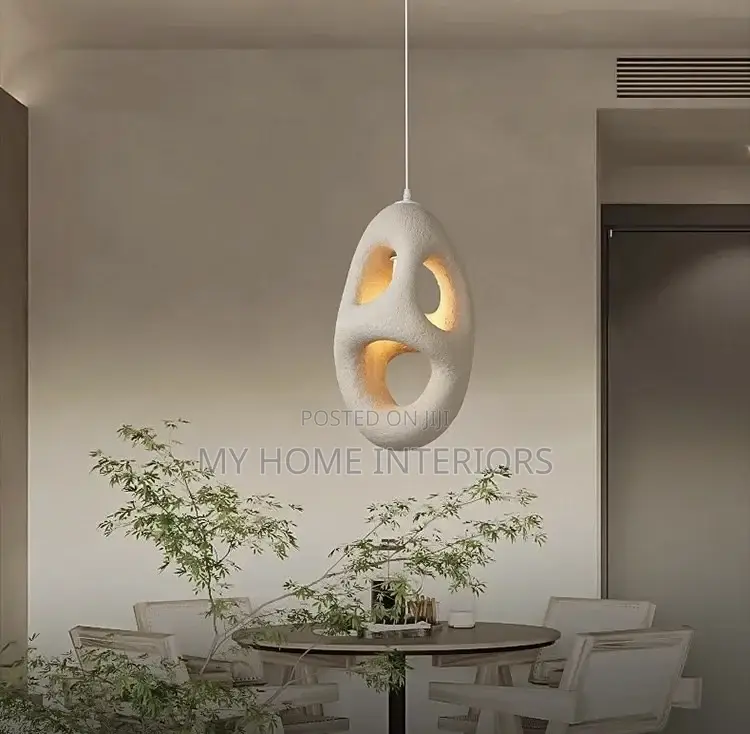Wabi Sabi Dropping Chandelier Light