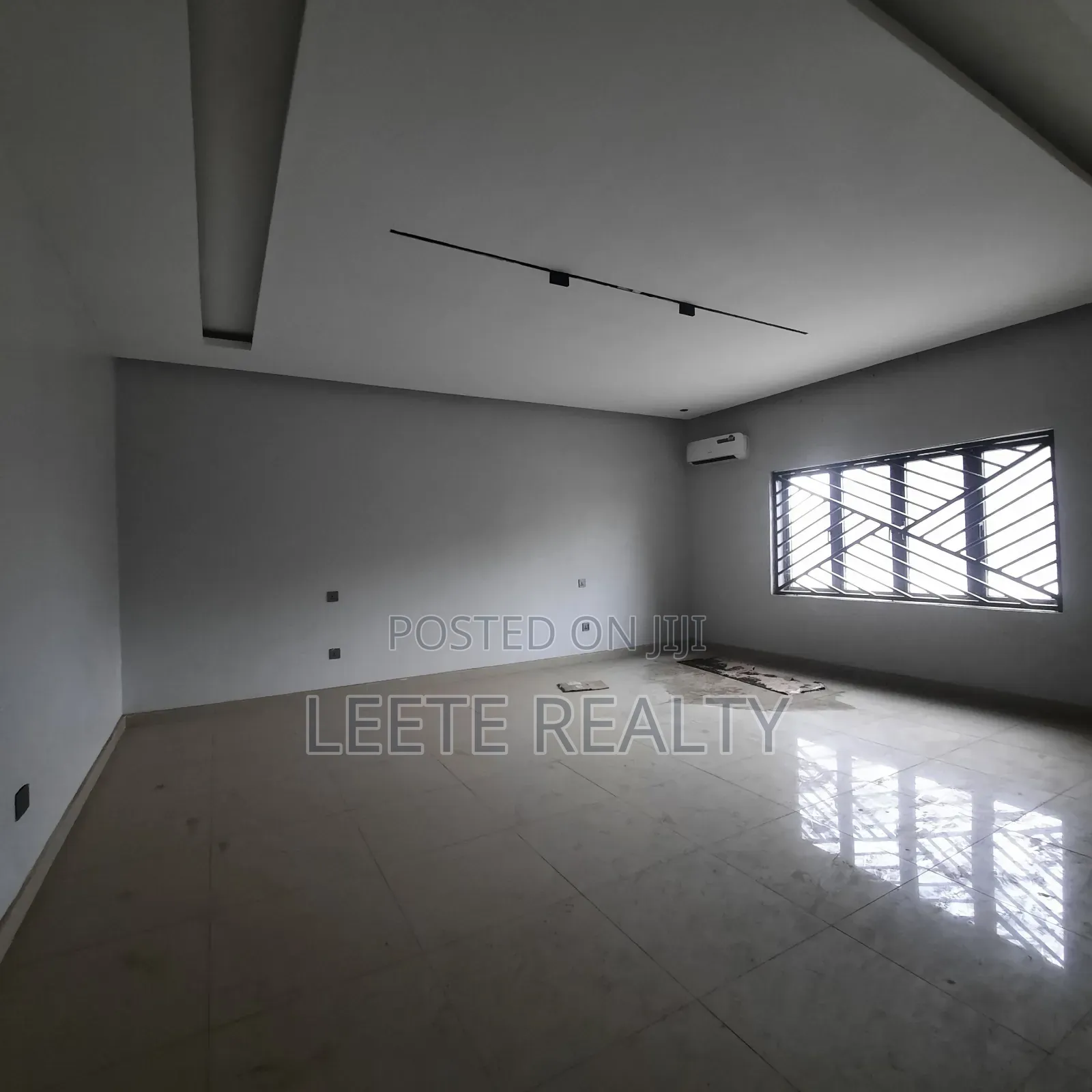 4bdrm Townhouse / Terrace in Asokoro for rent