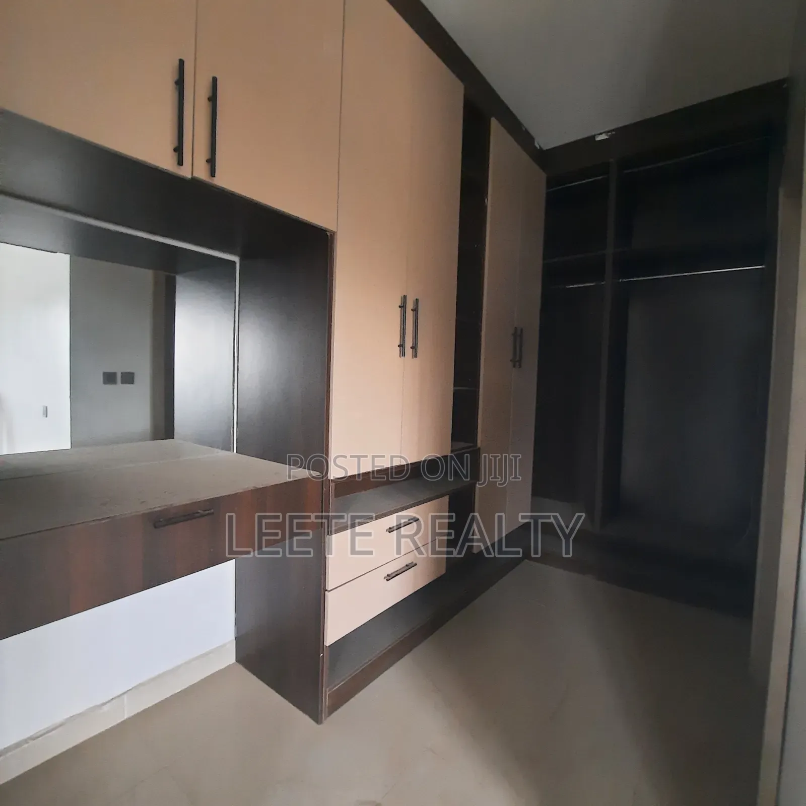 4bdrm Townhouse / Terrace in Asokoro for rent