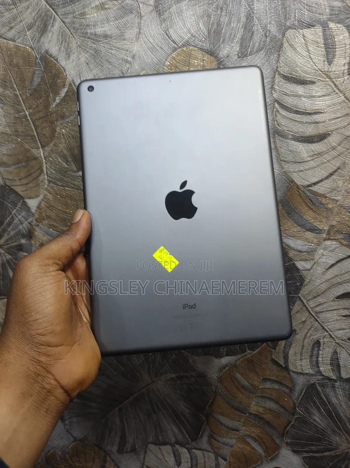 Apple iPad 10.2 (2020) 32 GB Gray