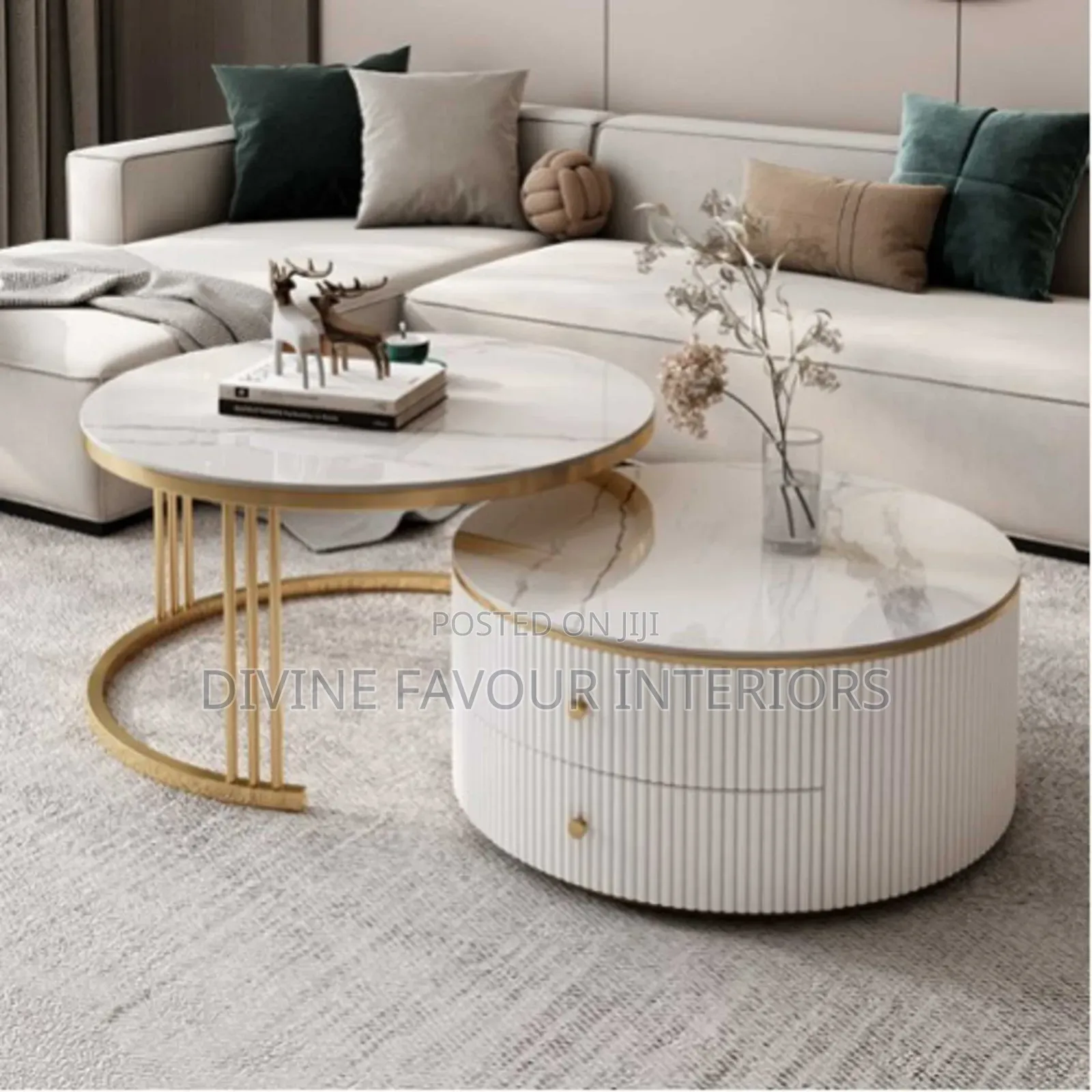 Modern 2-Piece Round Nesting Coffee Table Set