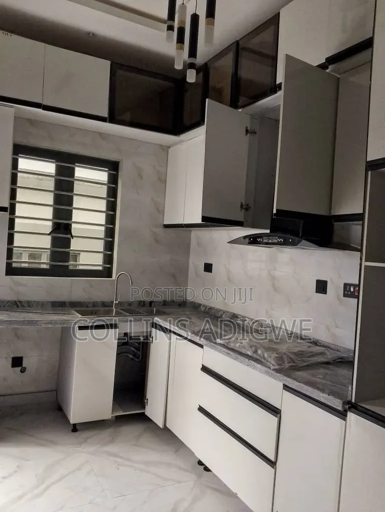 2bdrm Apartment in Adesanya Ajah for sale