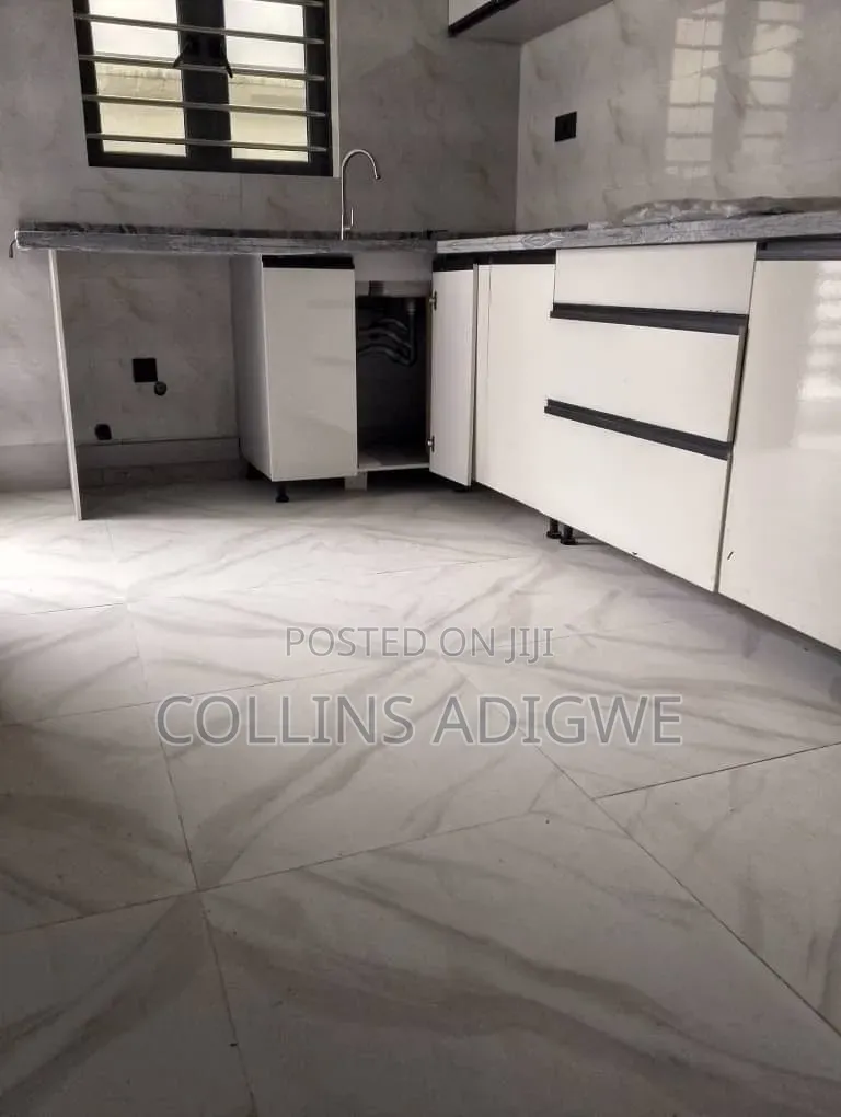 2bdrm Apartment in Adesanya Ajah for sale