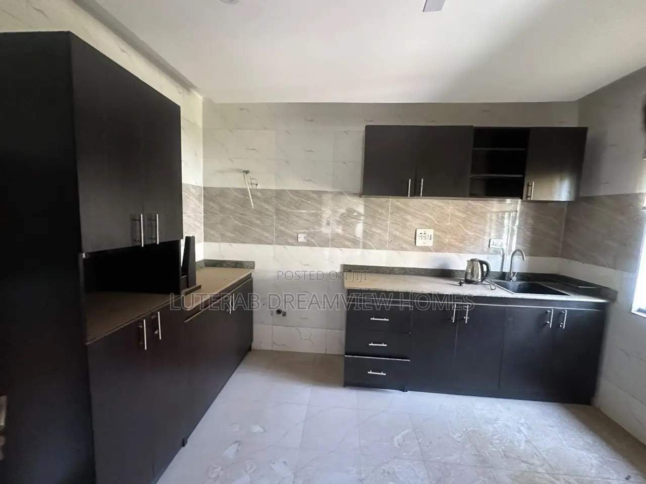 Furnished 3bdrm Block of Flats in Wuse 2 for rent