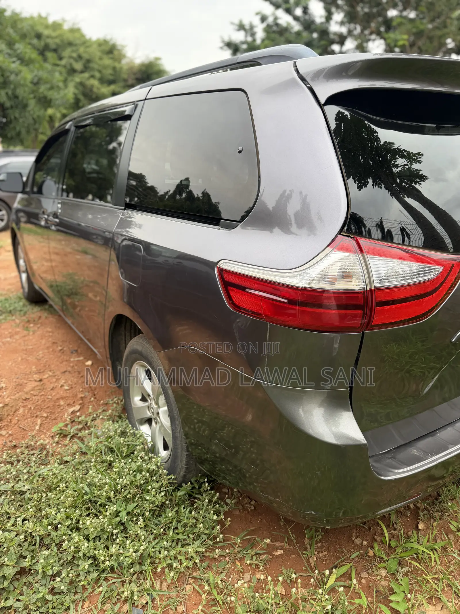 Toyota Sienna 2015 Gray