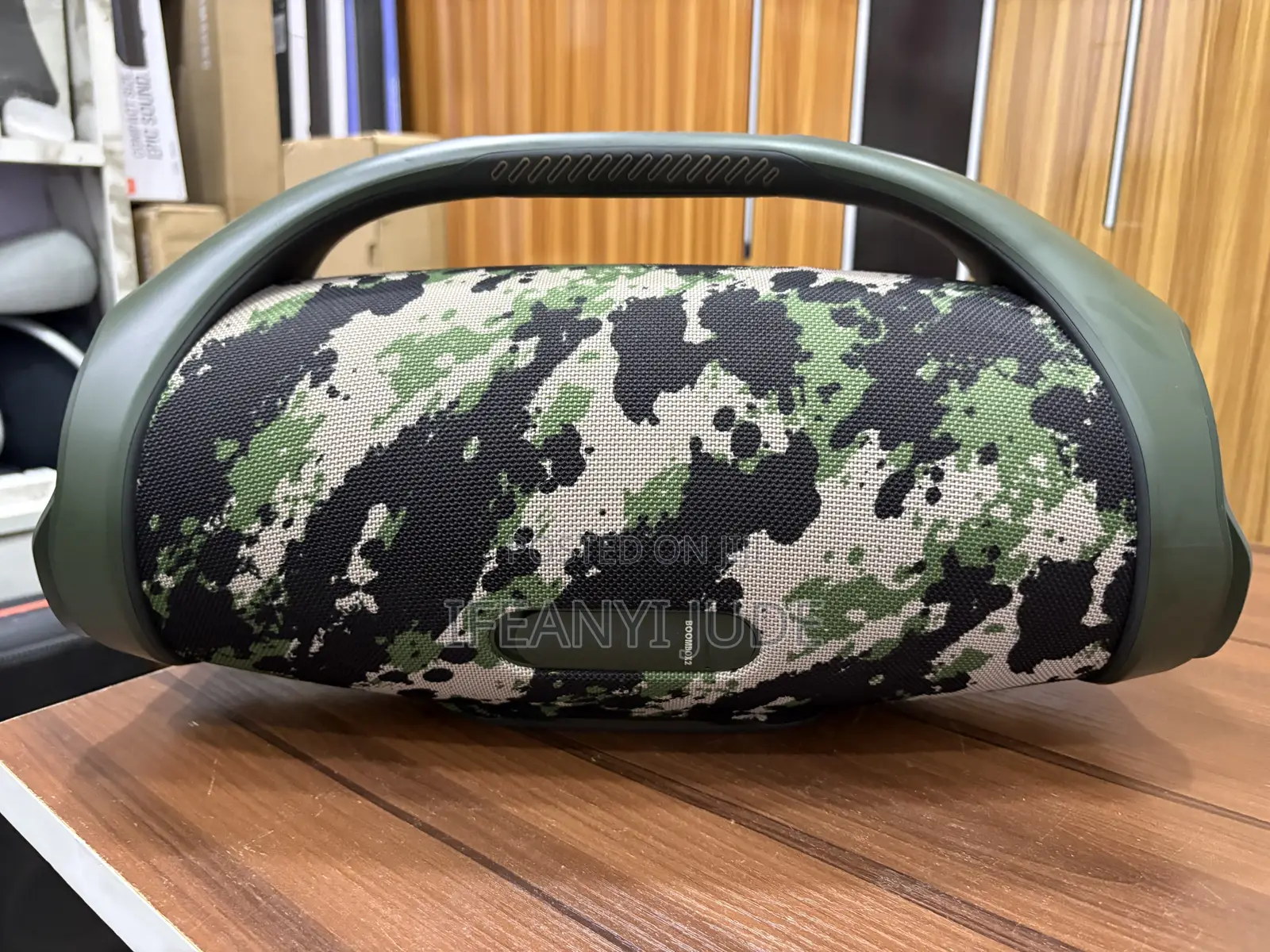 JBL Boombox 2