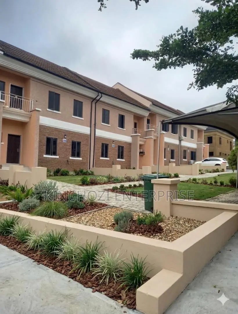 3bdrm Duplex in Rockvale Manors, Zone B for rent