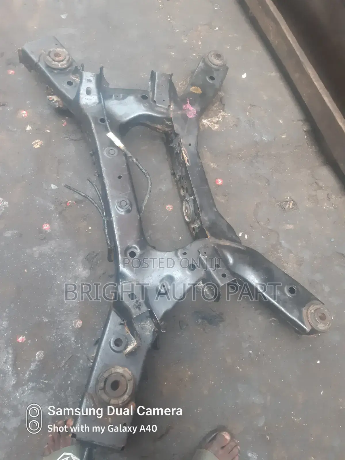 Nissan Pathfinder 2015 Model Back Beam
