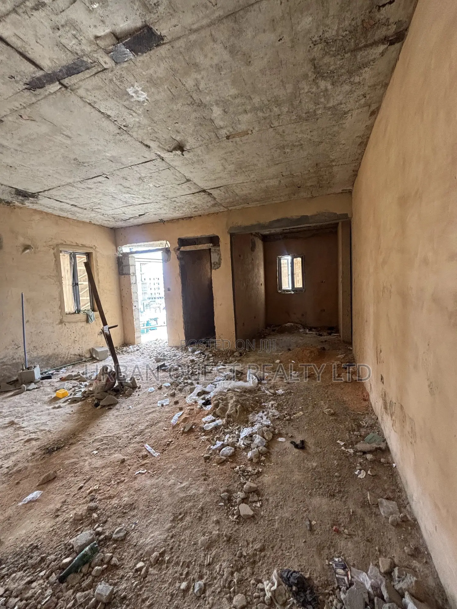 2bdrm Apartment in Lekki Phase 1 for sale