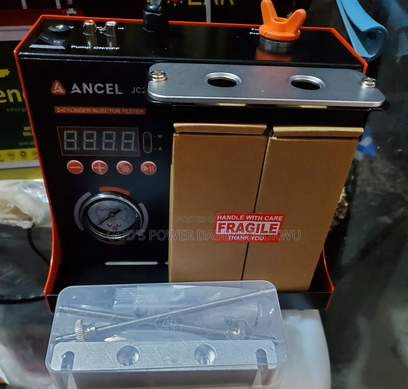 Cylinder Fuel Injector Cleaner and Tester