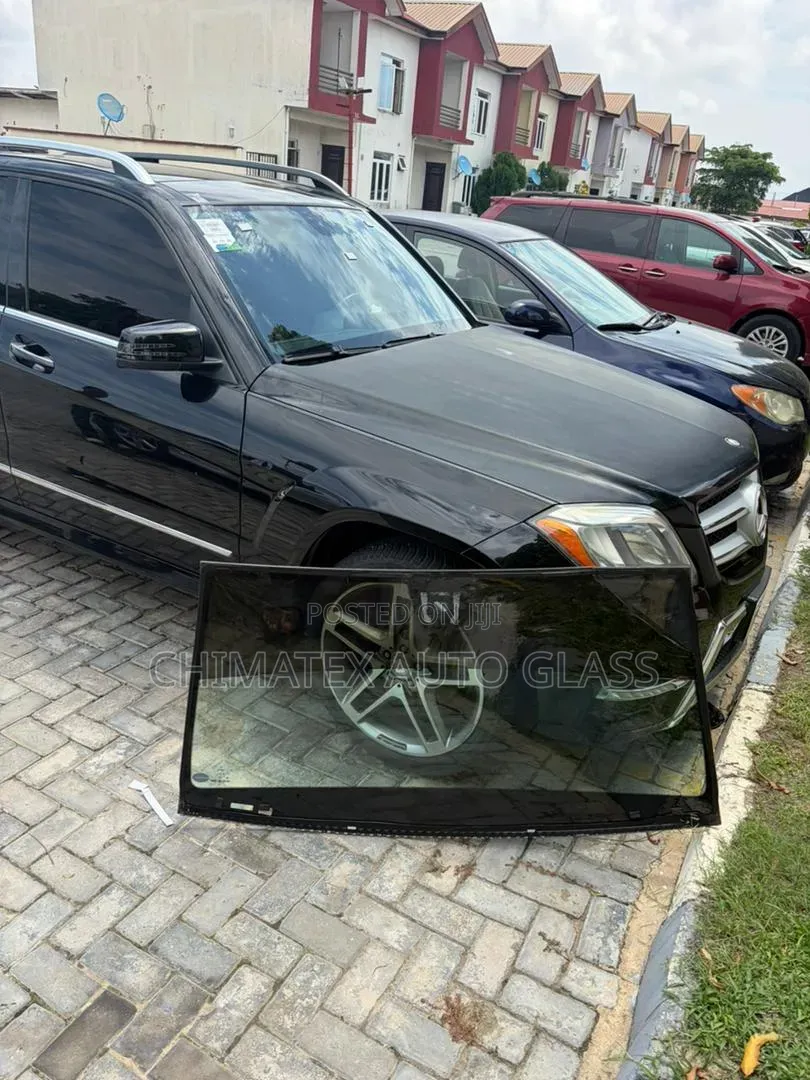 Glk350 2014 Windscreen Glass Available Installed at Chimatex