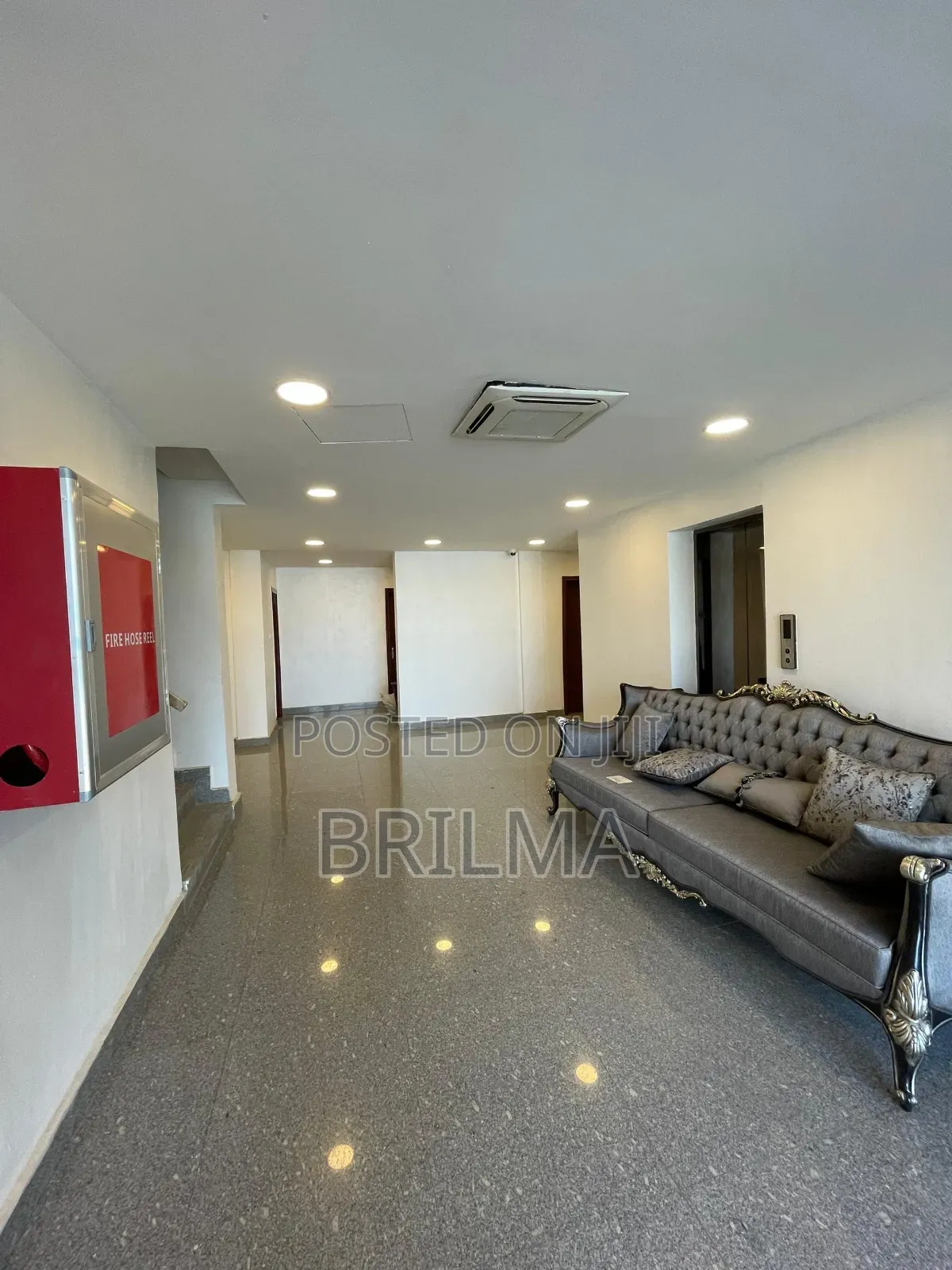 660 SQM of Office and Commercial Space for Rent