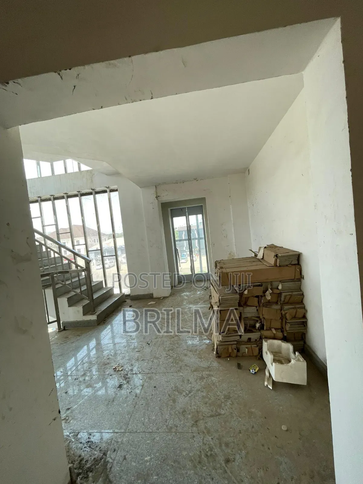 660 SQM of Office and Commercial Space for Rent