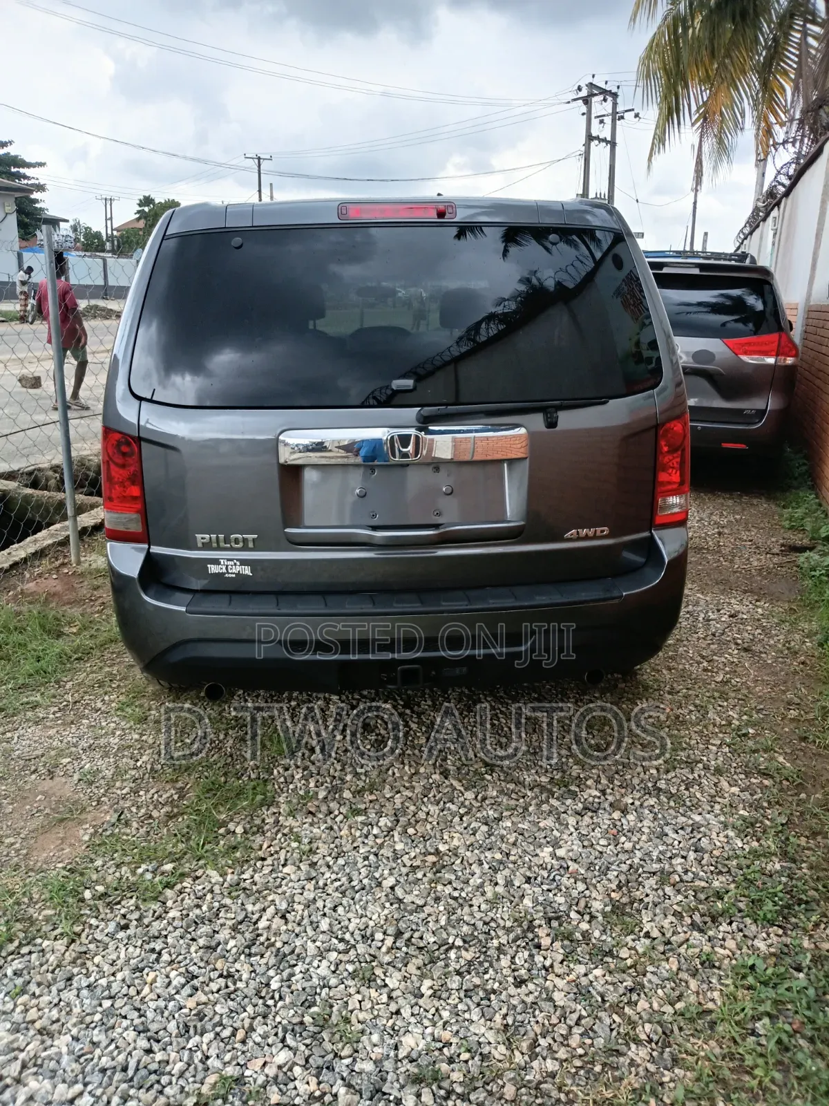 Honda Pilot LX 4dr SUV 4WD (3.5L 6cyl 5A) 2013 Gray