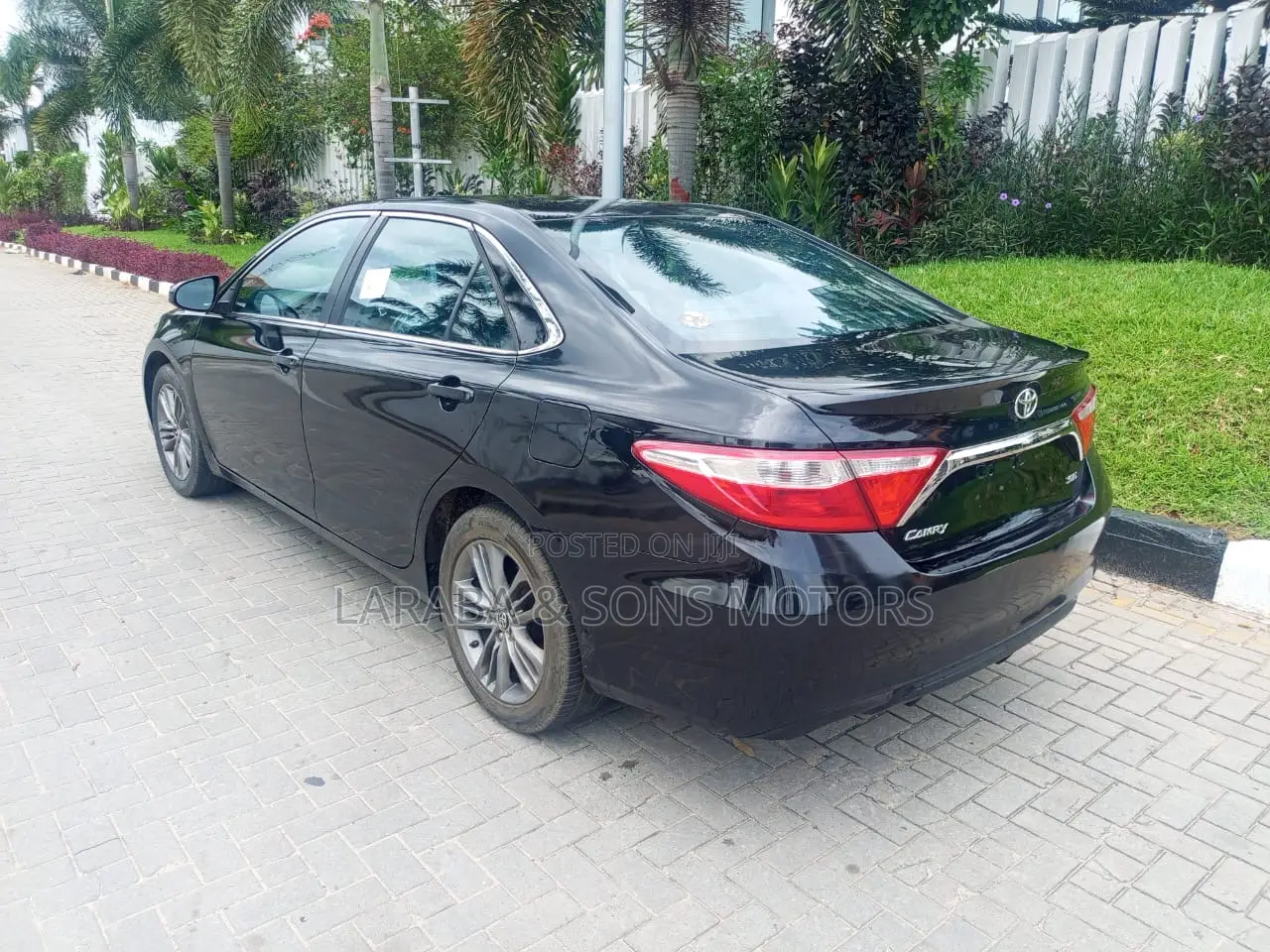 Toyota Camry SE 4dr Sedan (2.5L 4cyl 6A) 2016 Black