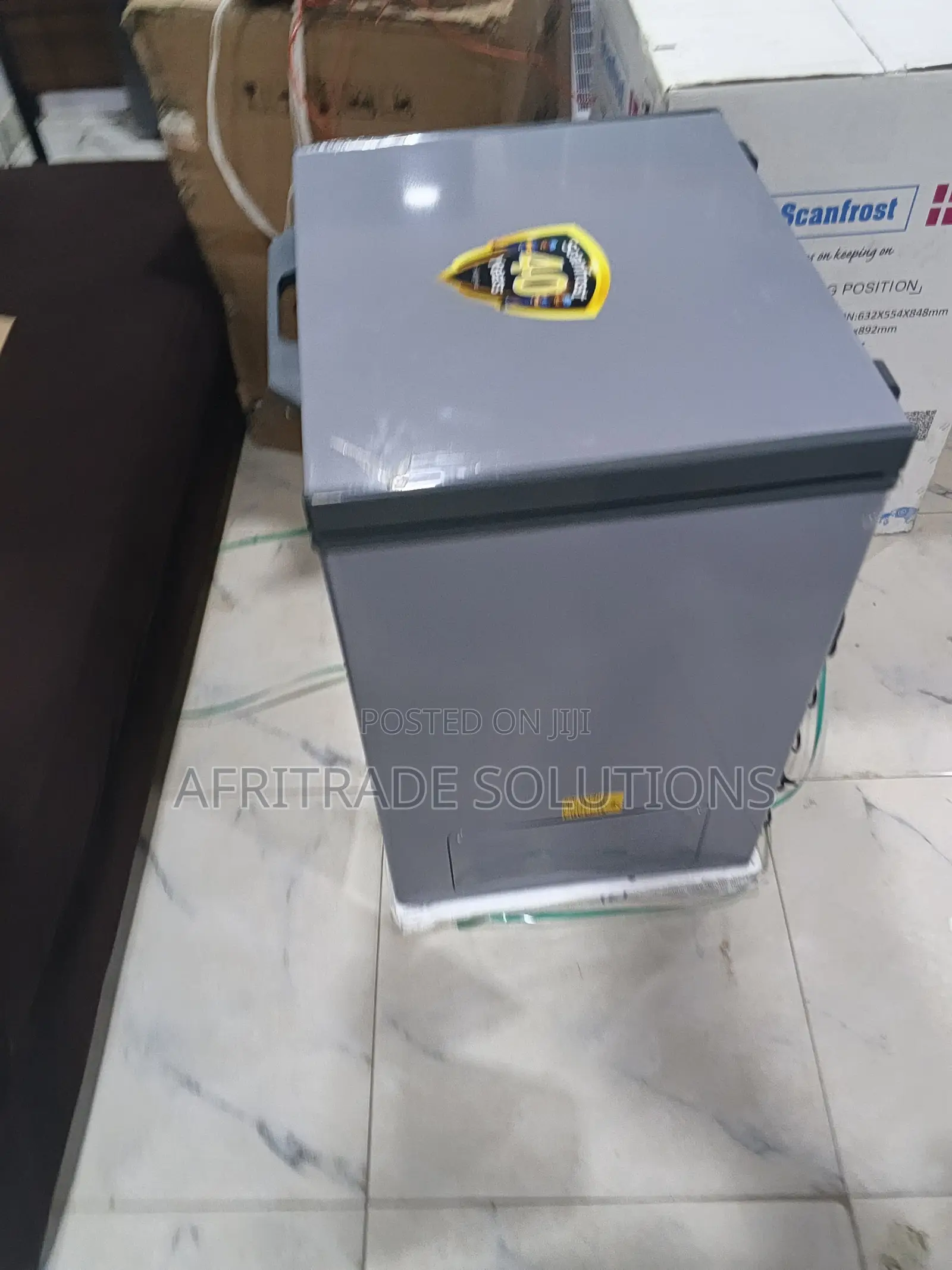 Scanfrost Apscfzfg44 134l Deep Freezer for Businesses