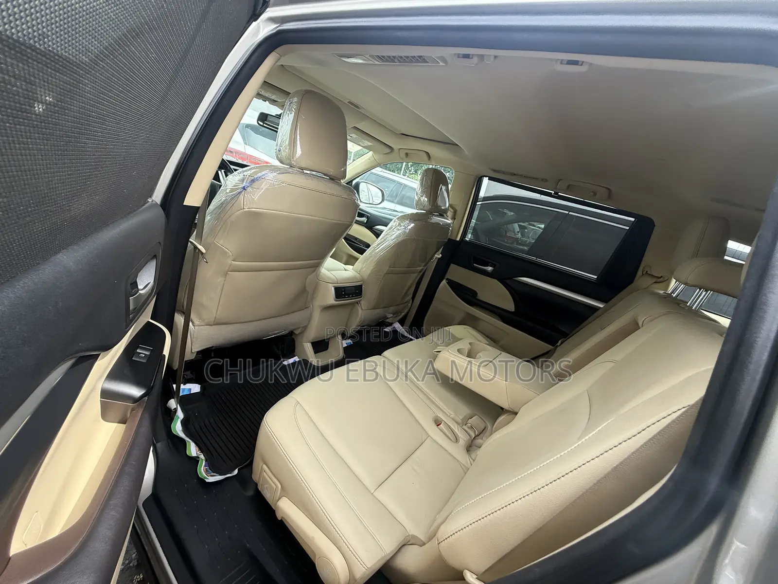 Toyota Highlander XLE 4dr SUV (3.5L 6cyl 6A) 2015 Gold