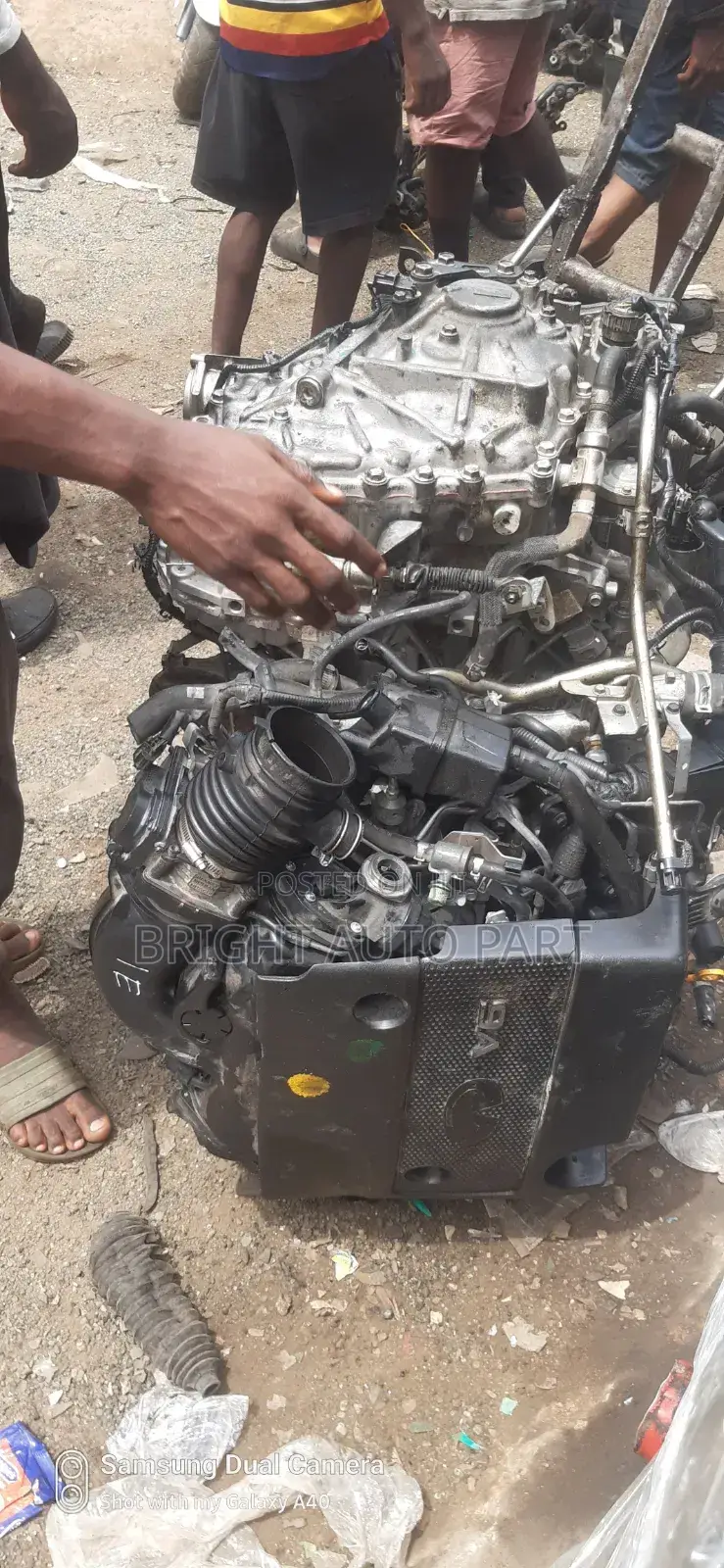 Nissan Pathfinder 2015 Model Engine and Gear for the 2x2 Driver