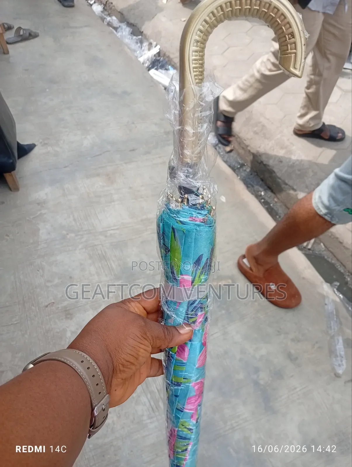 Quality Curve Umbrella With Flower Design