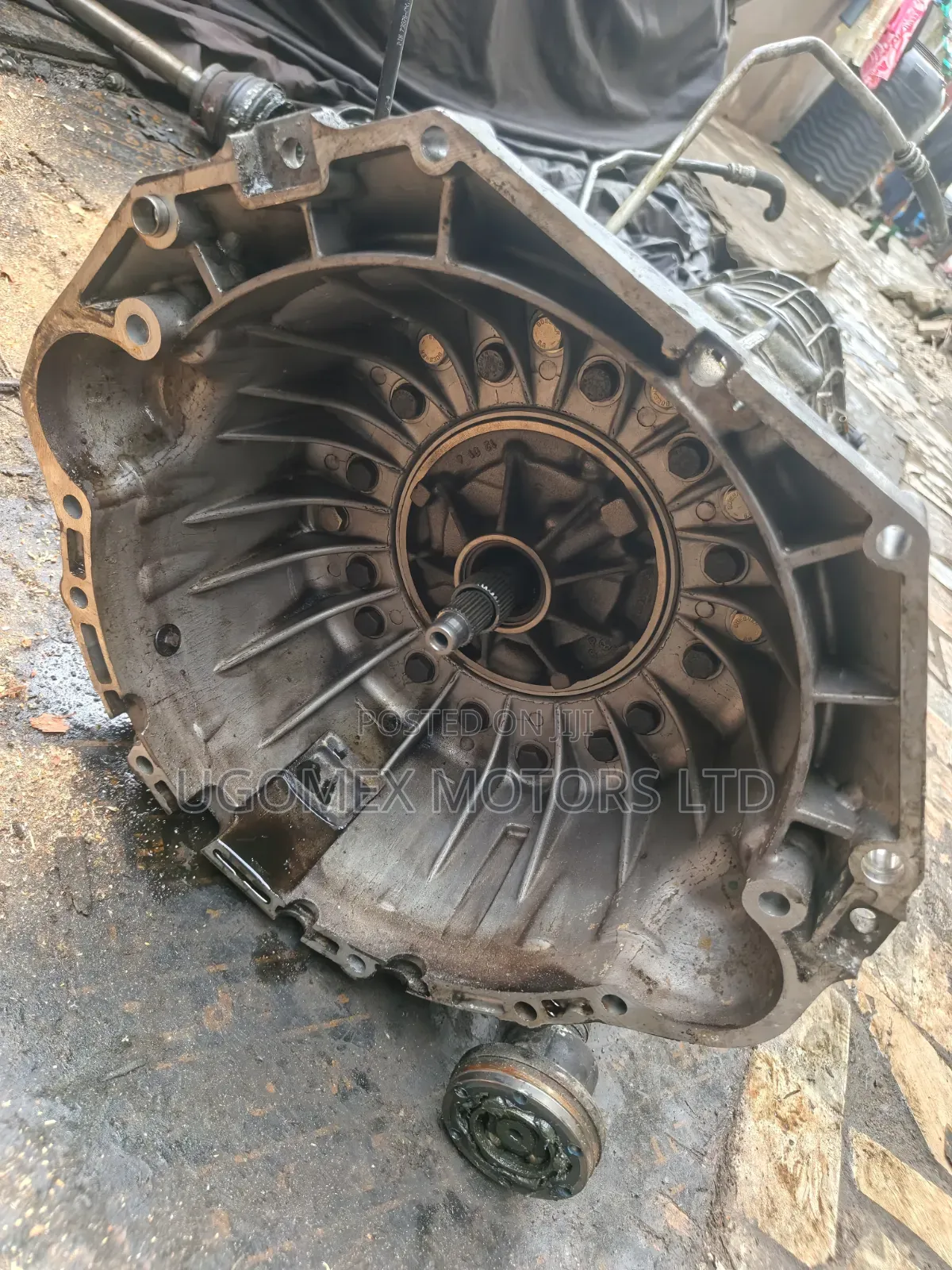 Gear Box Range Rover Vogue 2003 Model