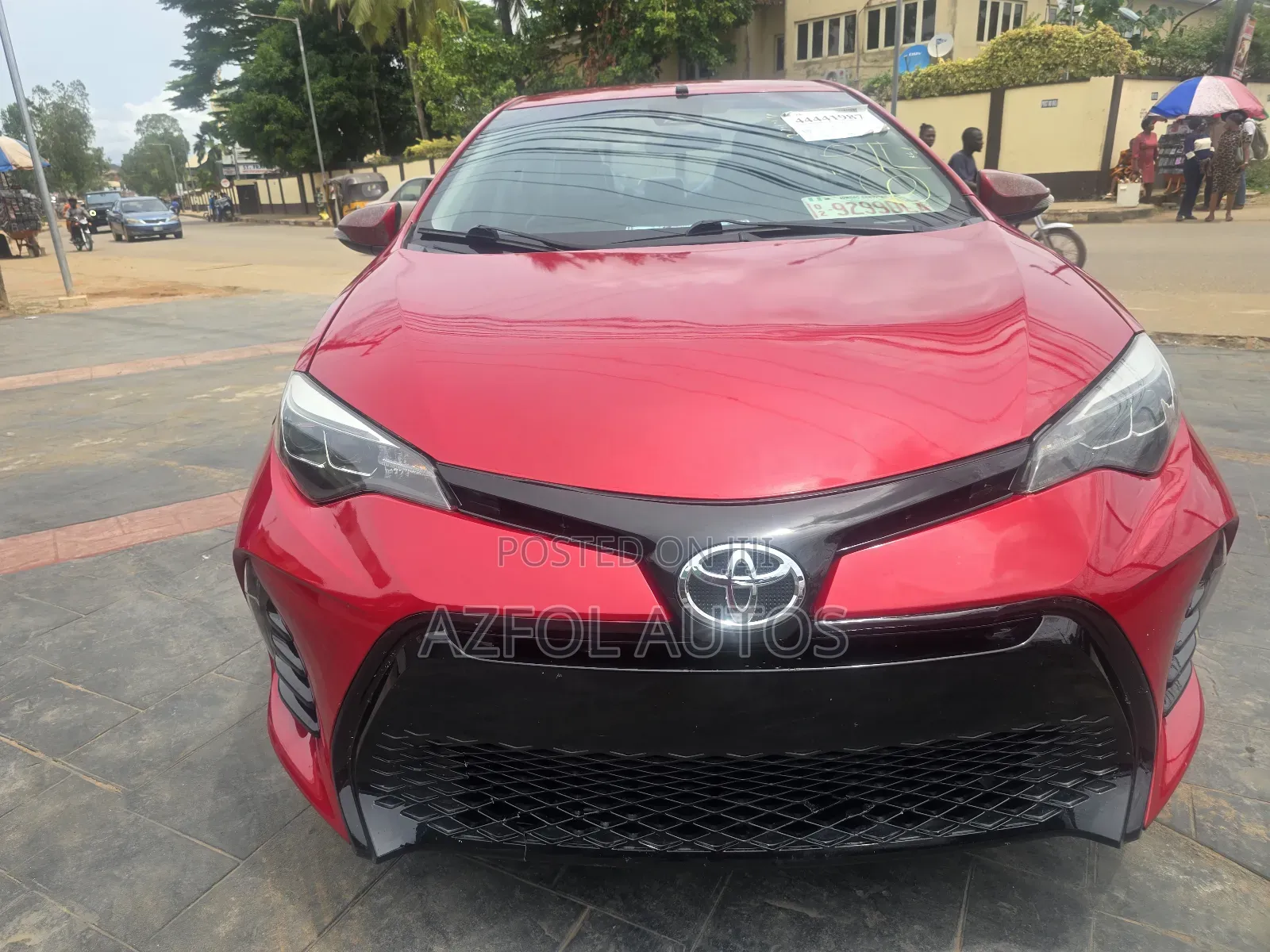 Toyota Corolla SE 4dr Sedan (1.8L 4cyl CVT) 2017 Red