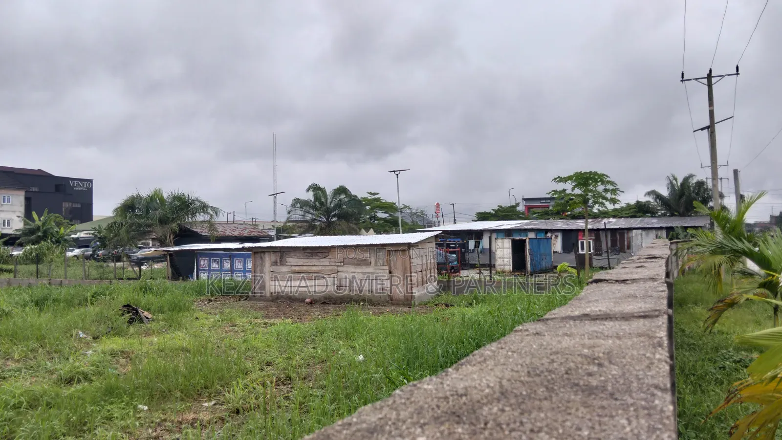 For Sale : 3 1⁄2 Plots 3 Poles Off Dr Peter Odili Major Road, Ph