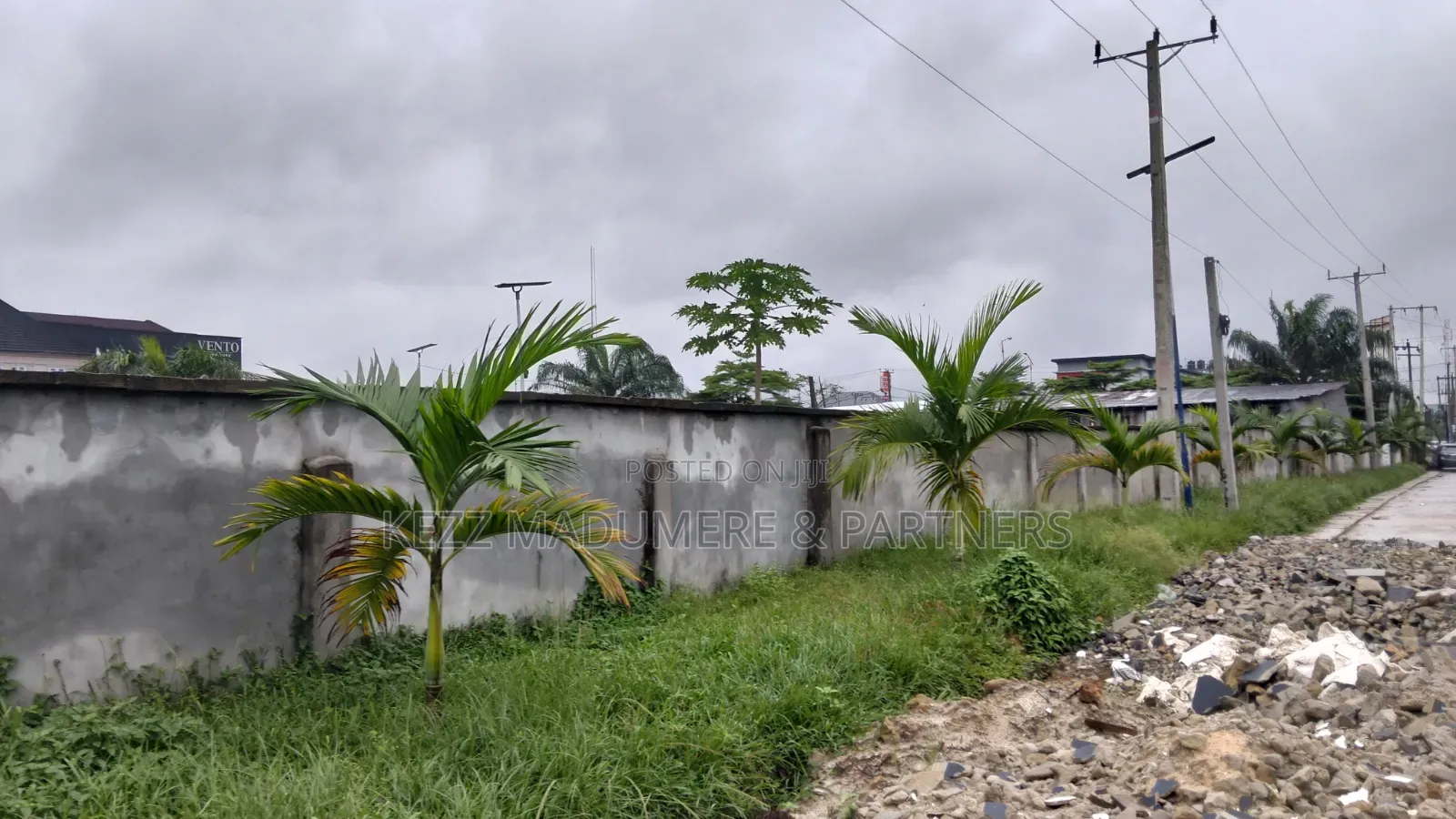 For Sale : 3 1⁄2 Plots 3 Poles Off Dr Peter Odili Major Road, Ph