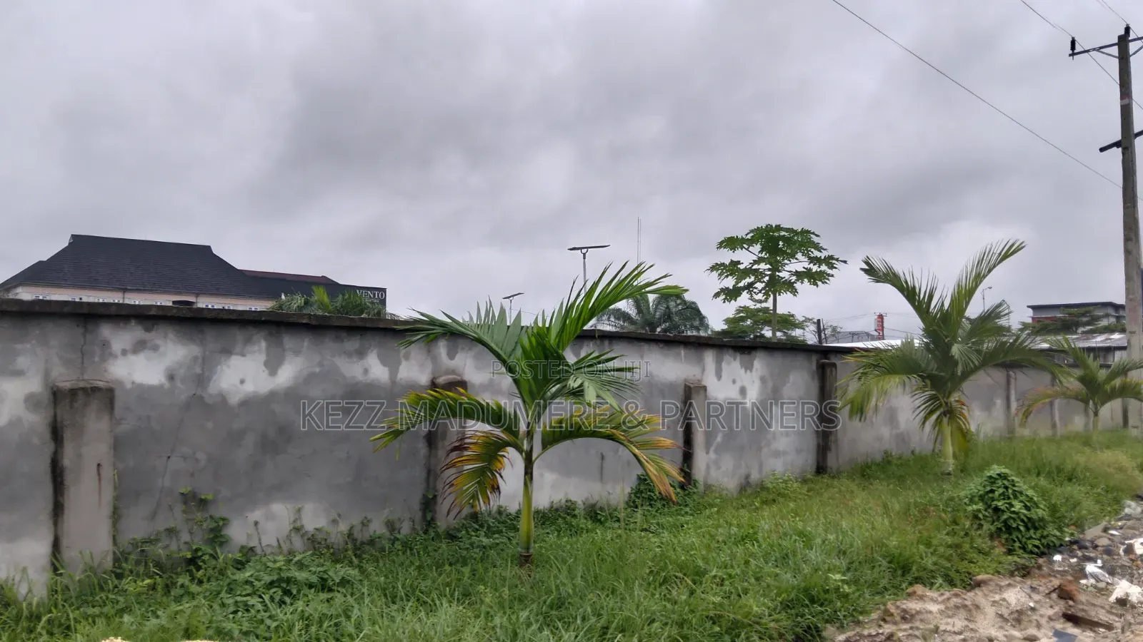 For Sale : 3 1⁄2 Plots 3 Poles Off Dr Peter Odili Major Road, Ph