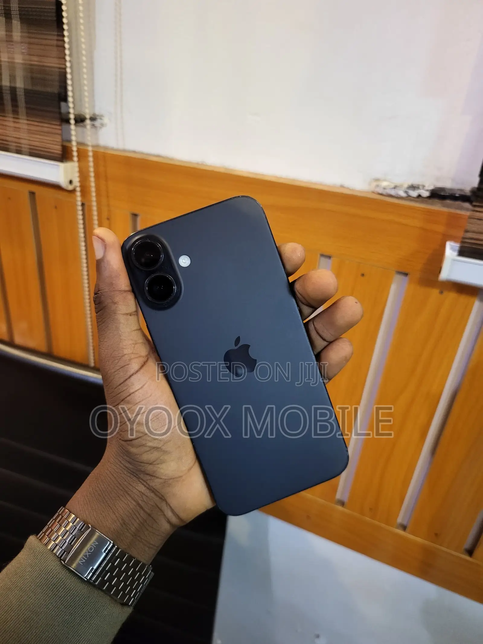 Apple iPhone 16 Plus 128 GB Black