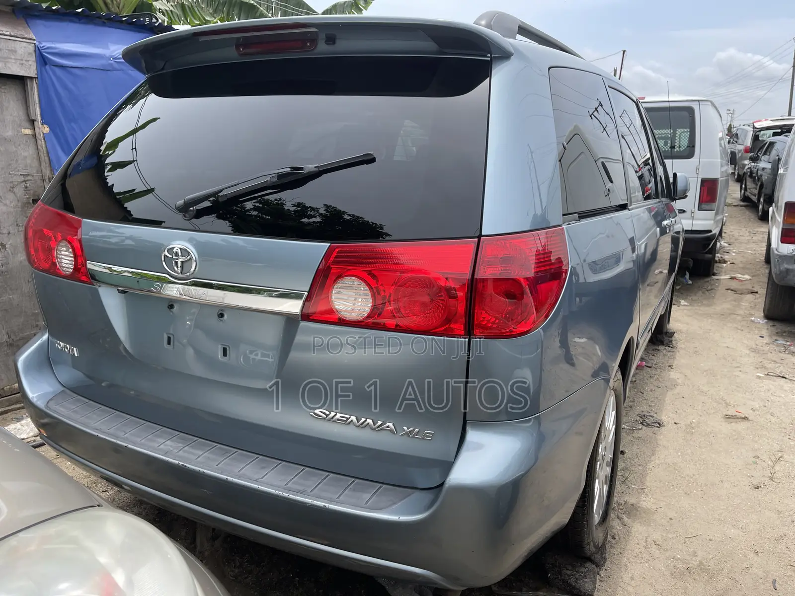 Toyota Sienna XLE 2007 Blue