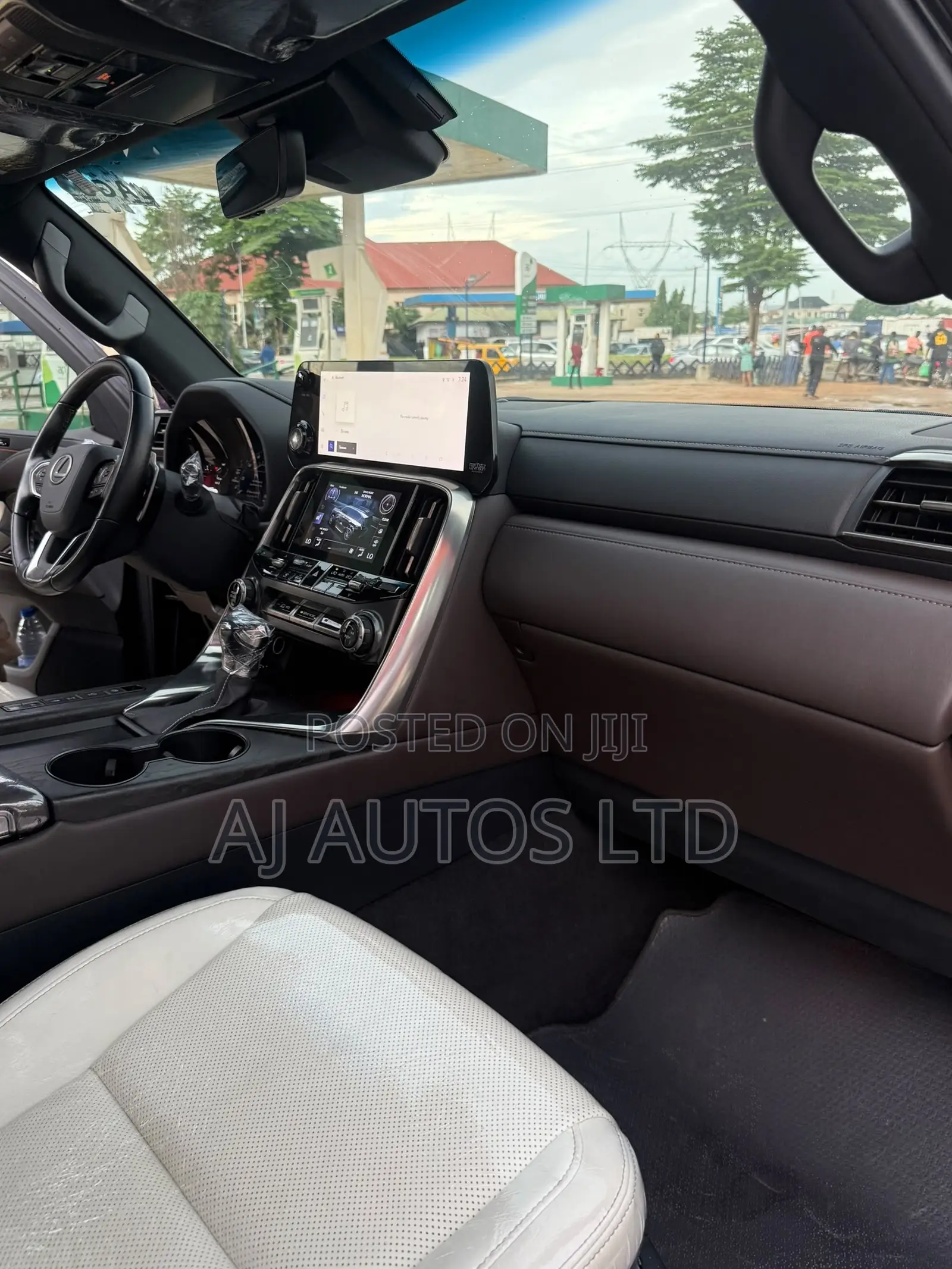 Lexus LX 600 2022 Black