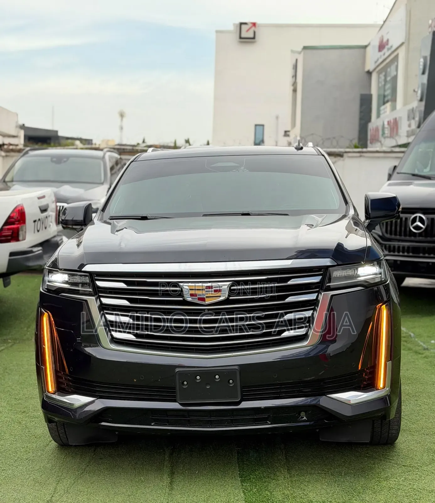 Cadillac Escalade Premium Luxury 2024 Black