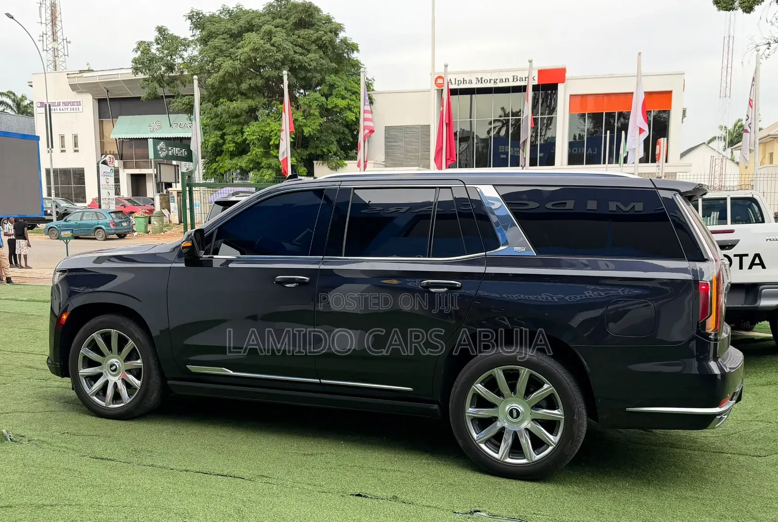 Cadillac Escalade Premium Luxury 2024 Black