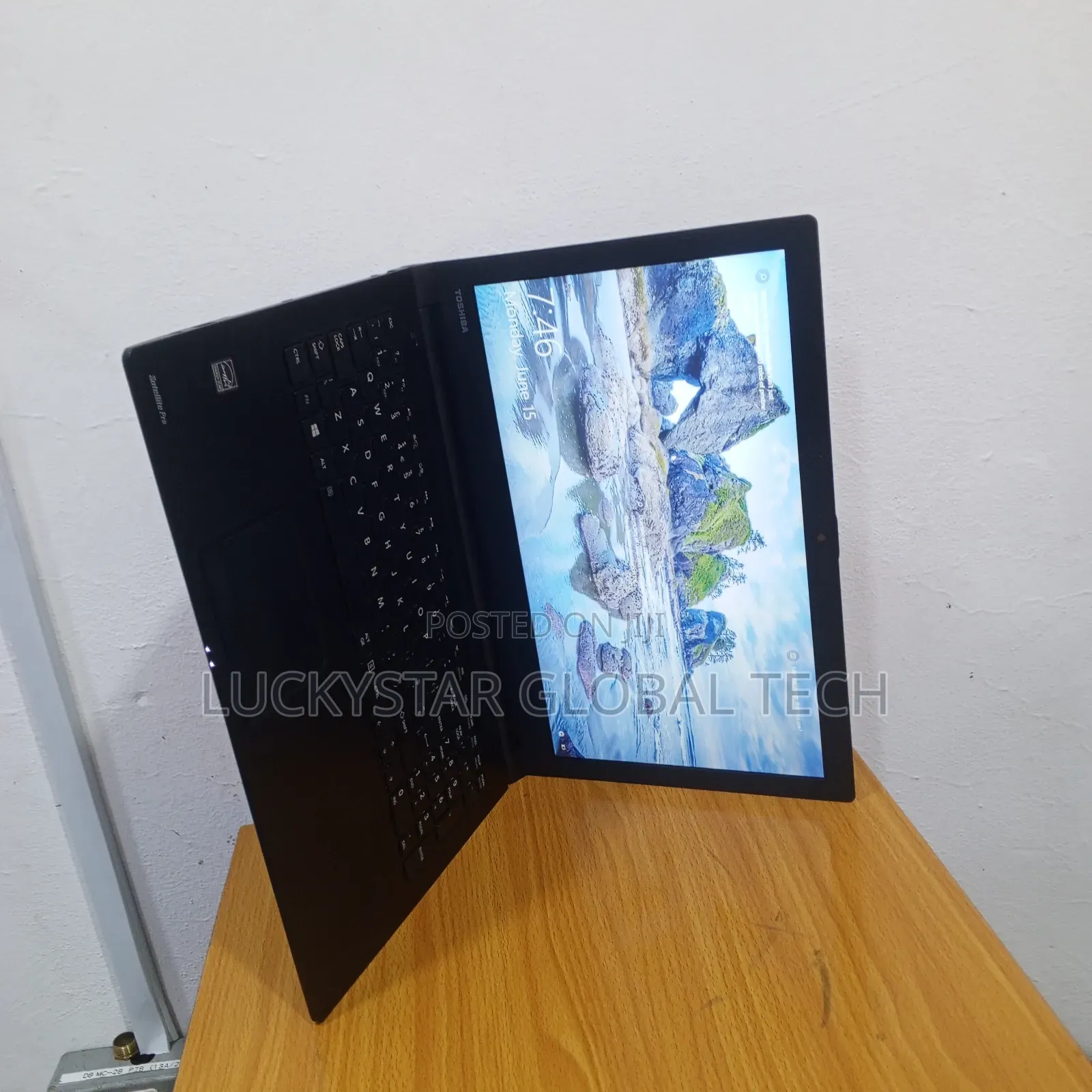 Laptop Toshiba Satellite Pro C650 4GB Intel Core i3 HDD 320GB
