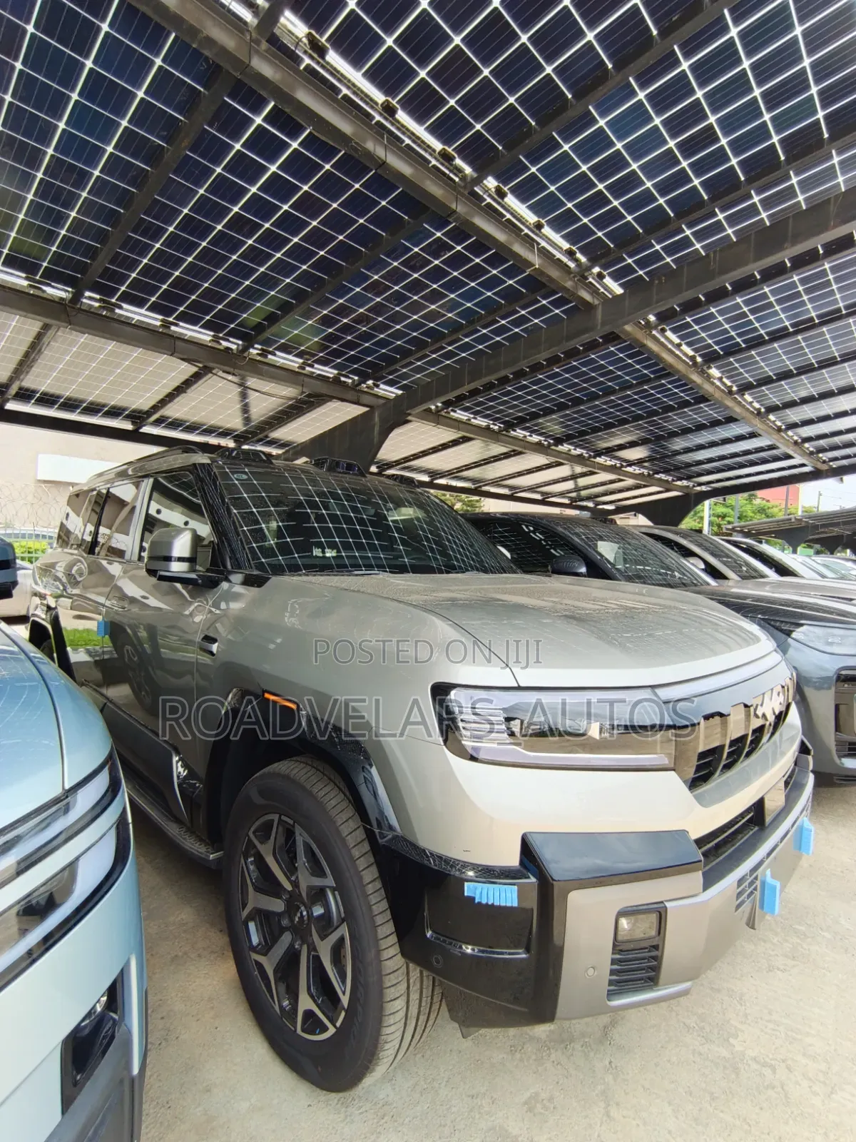 New BYD Leopard 8 2.0 Hybrid AWD 2025 Gray