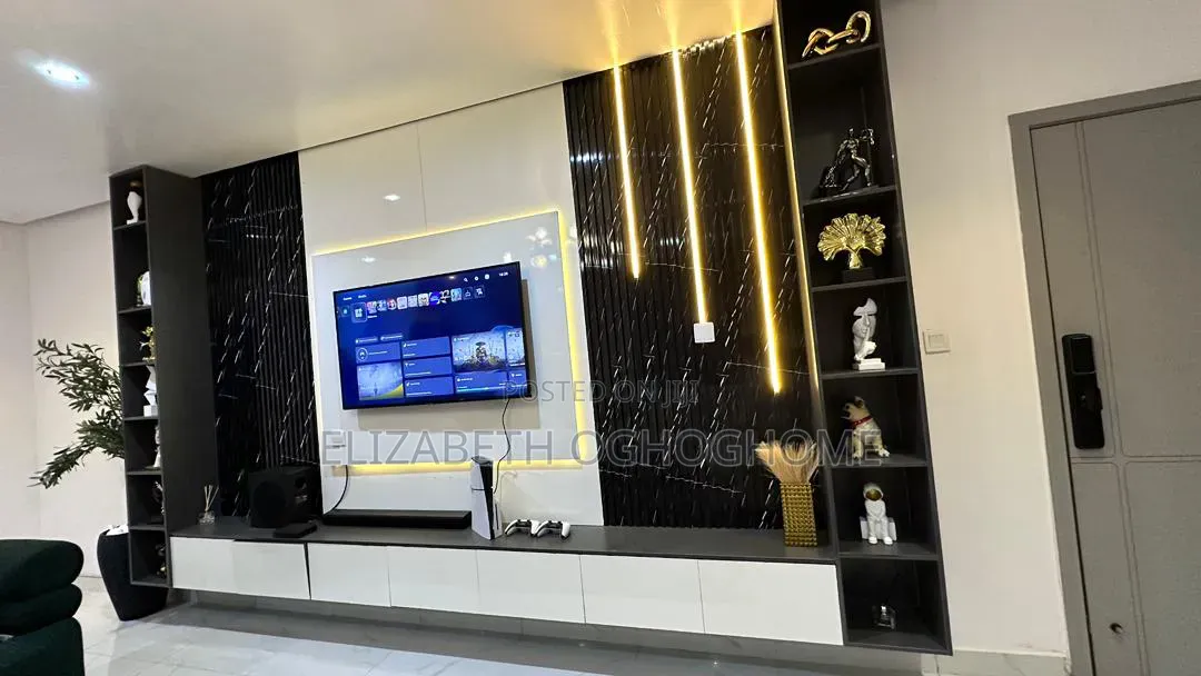 Furnished 2bdrm Apartment in Lekki Phase 1 for rent
