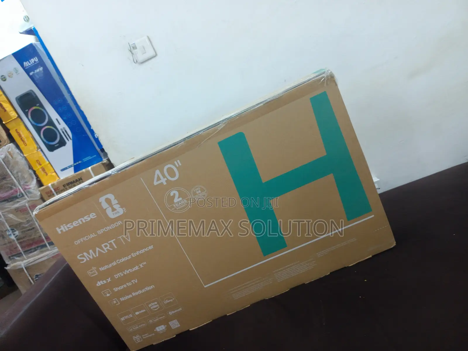 Your New Favorite Binge-Watching Buddy: Hisense 40