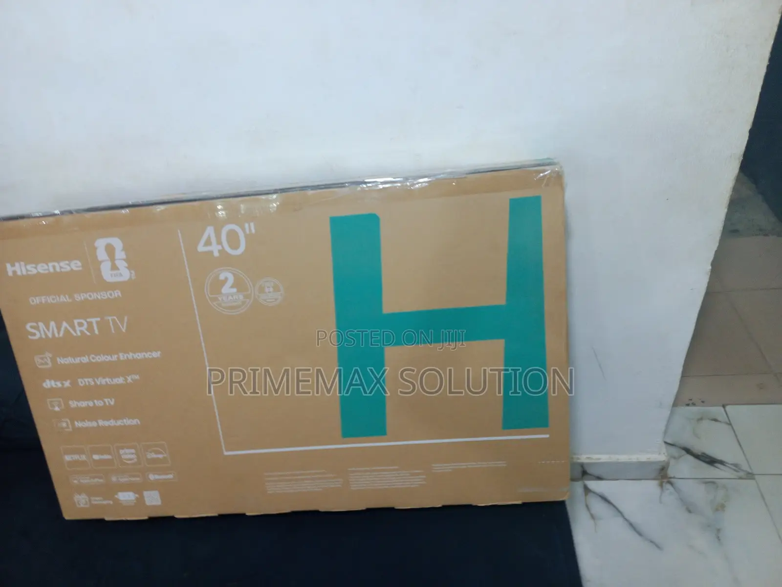 Your New Favorite Binge-Watching Buddy: Hisense 40