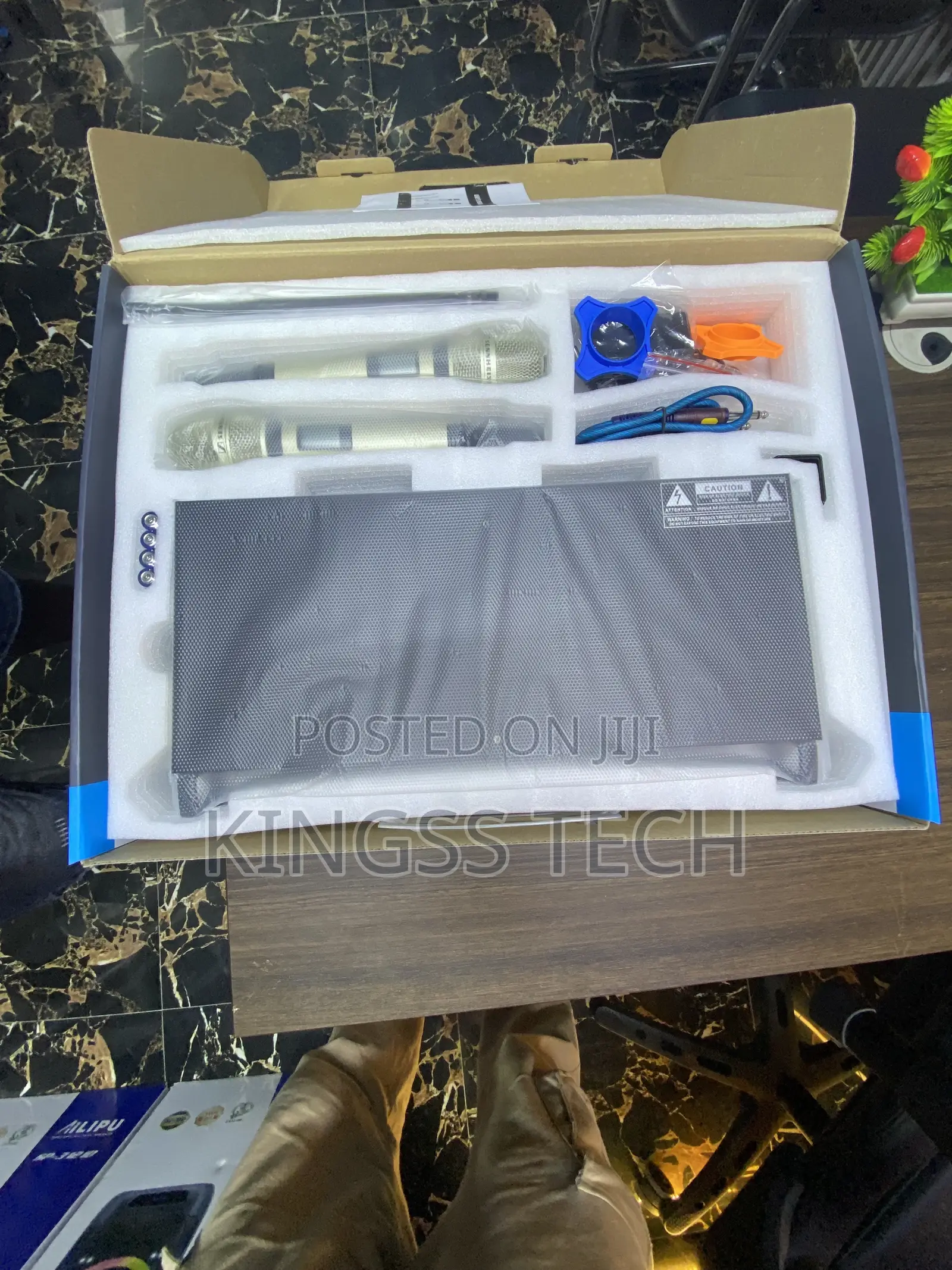 Sennheiser (Skm9000) Wireless Microphone