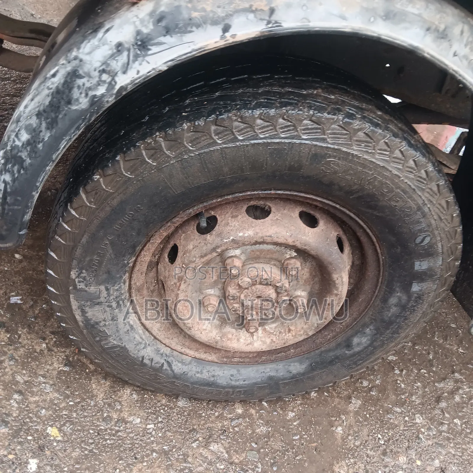 Nissan Cabstar 4tyres