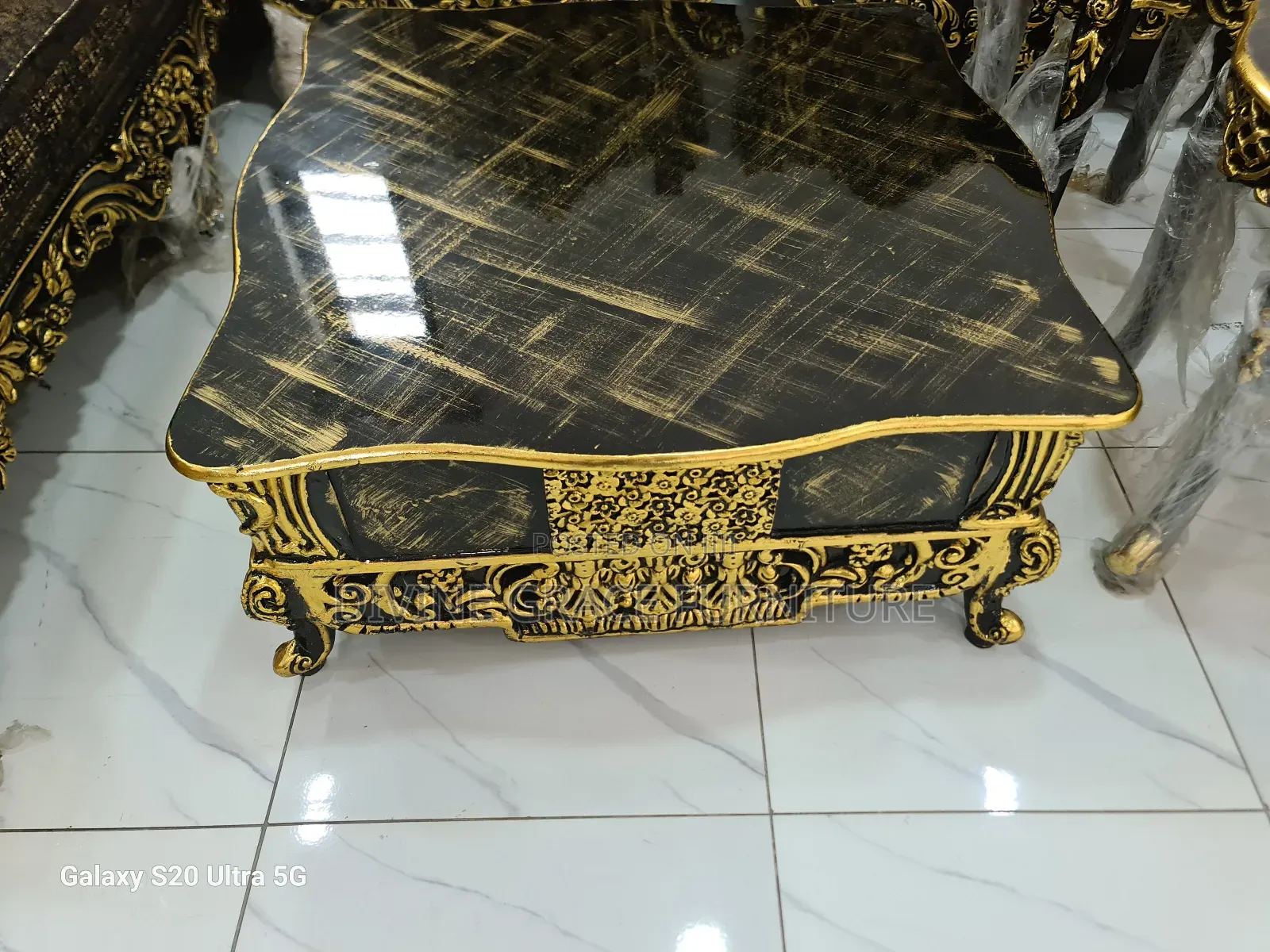 Royal Sofa