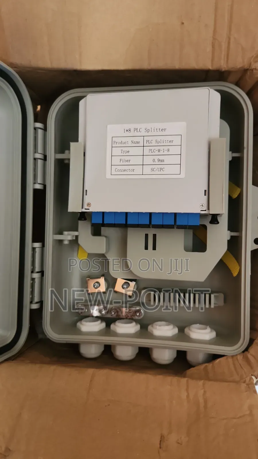 Ftth Fiber Optic Distribution Terminal Box With 1x8 Plc Splitter (Ip65