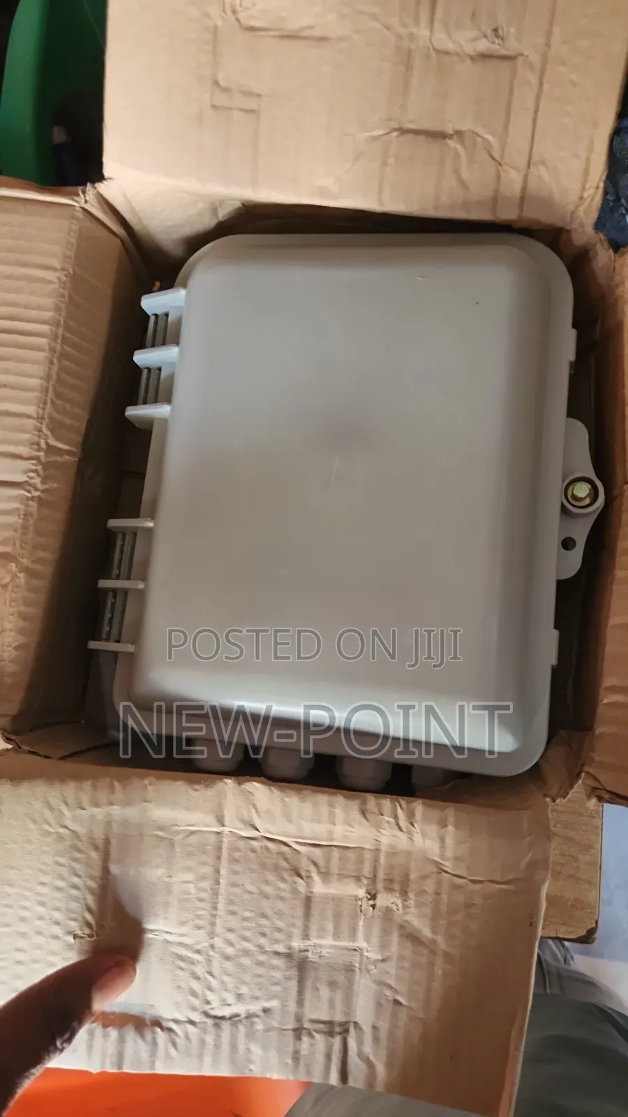 Ftth Fiber Optic Distribution Terminal Box With 1x8 Plc Splitter (Ip65