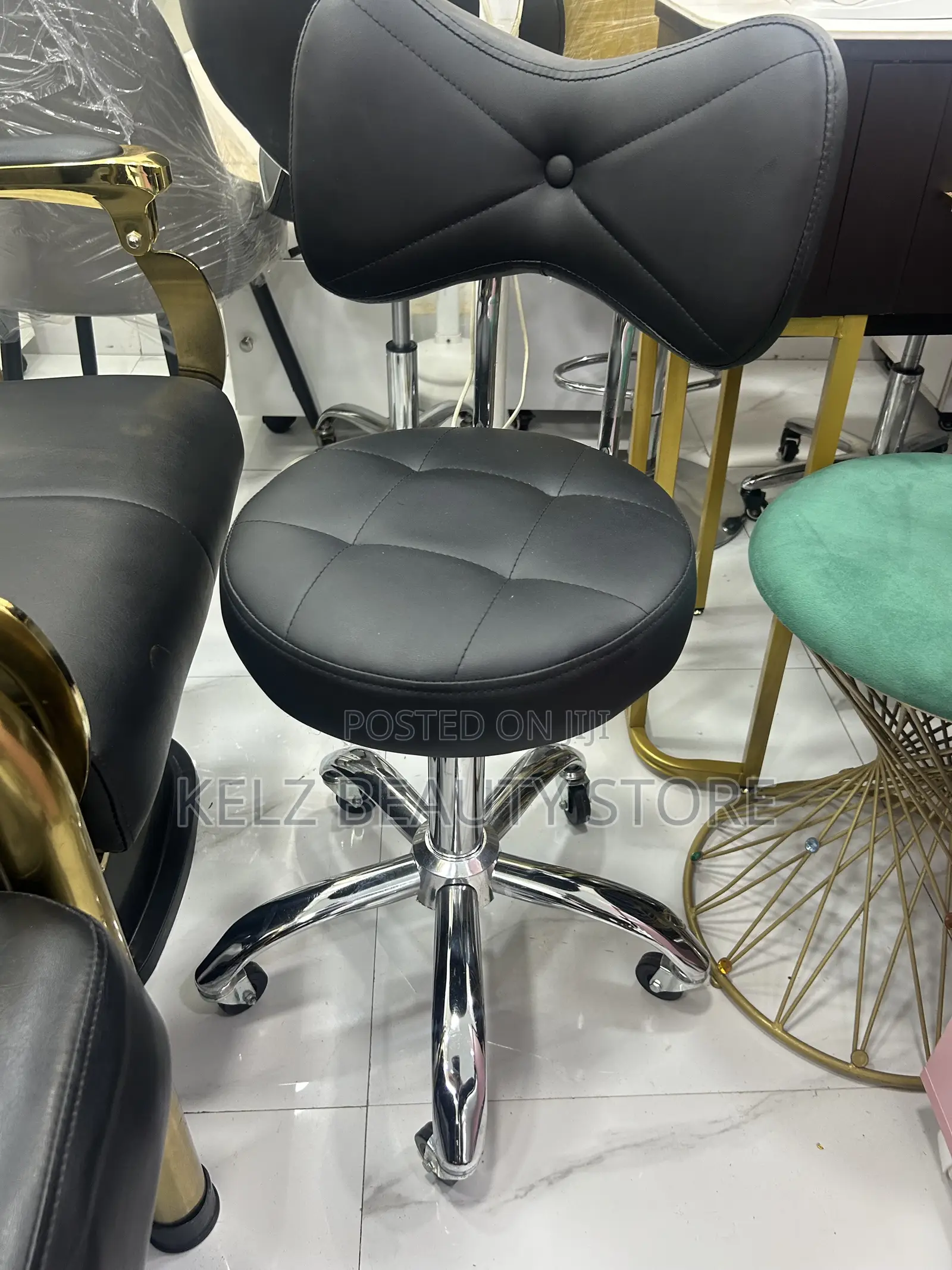 Pedicure Stool With Backrest (Butterfly Back)