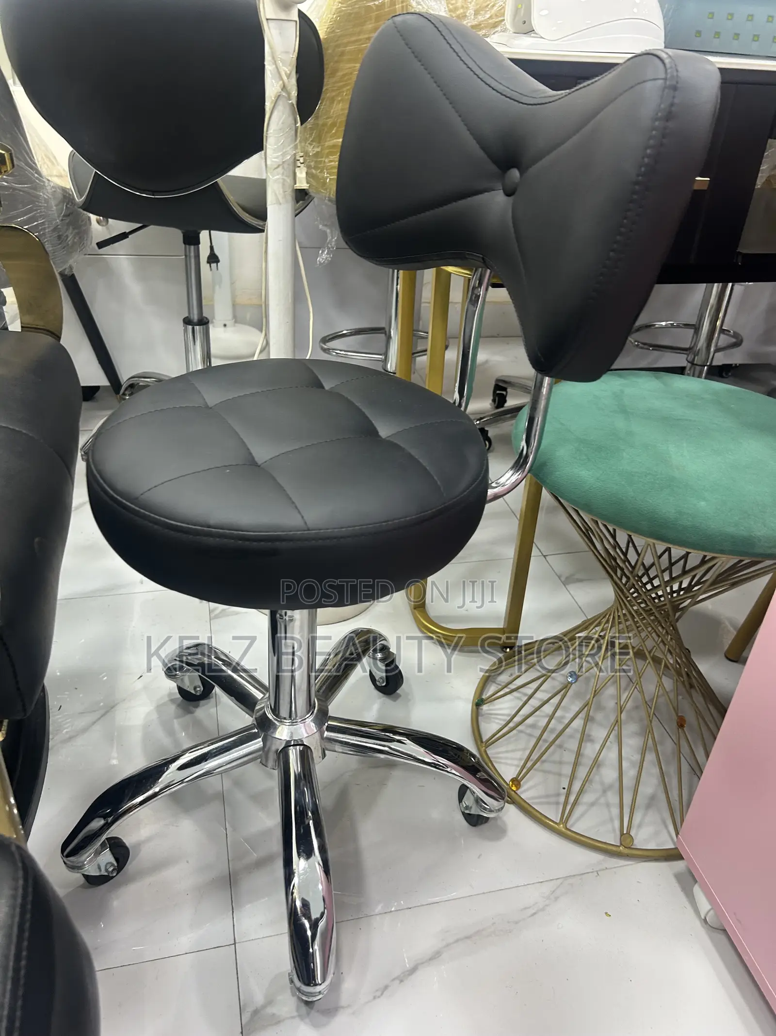 Pedicure Stool With Backrest (Butterfly Back)